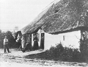 A picture which was published in the book "Mijn land in de kering 1830-1980. Deel 1: Een ouderwetse wereld 1830-1914" (2008) by Karel Van Isacker.